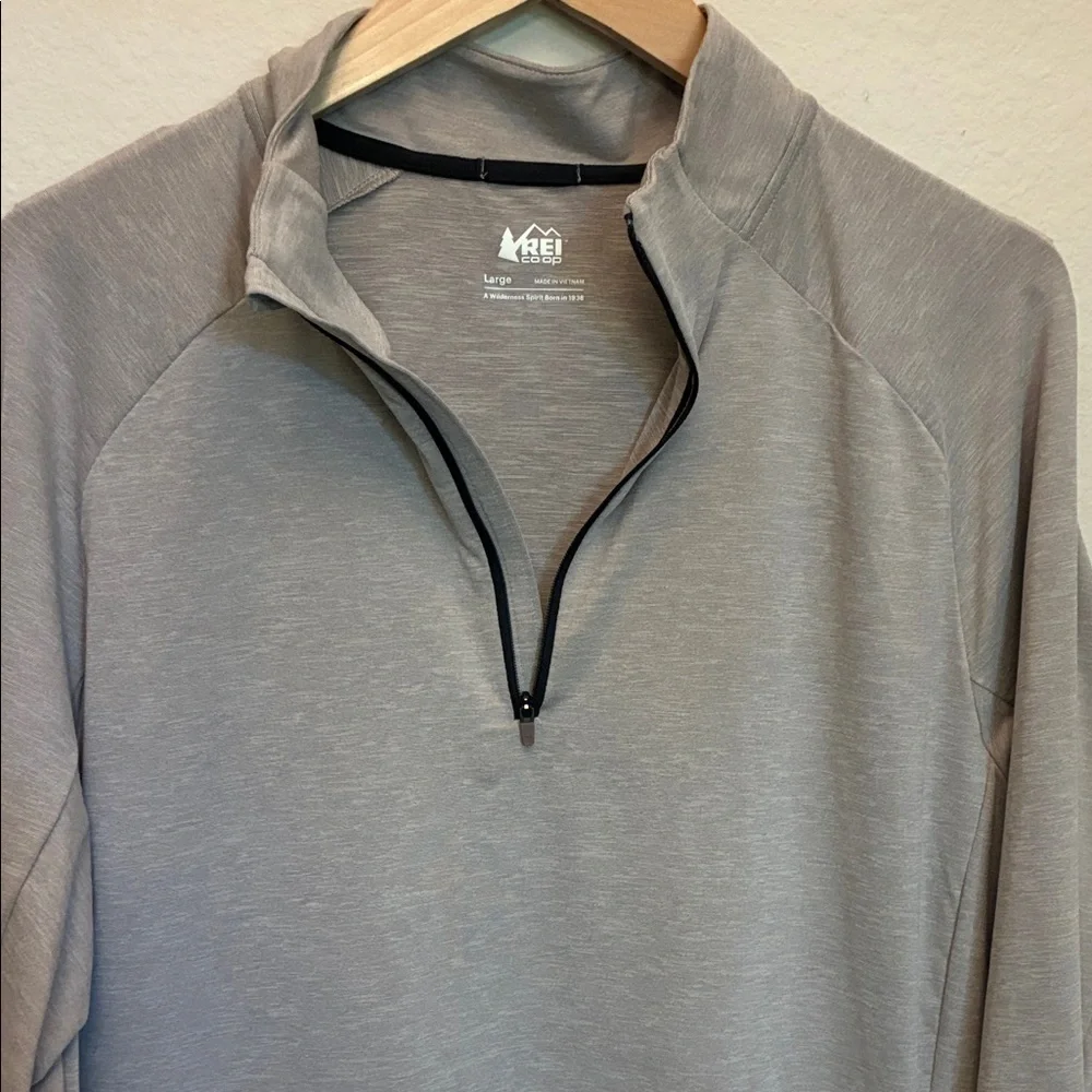 REI Co-op Black and Gray Pullover